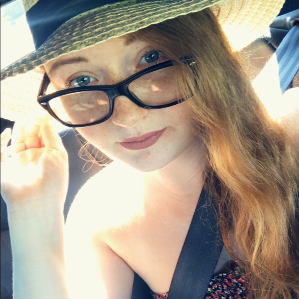 Meet your Posher, Ciera